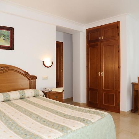 Hotel El Tilo Panes Oda fotoğraf