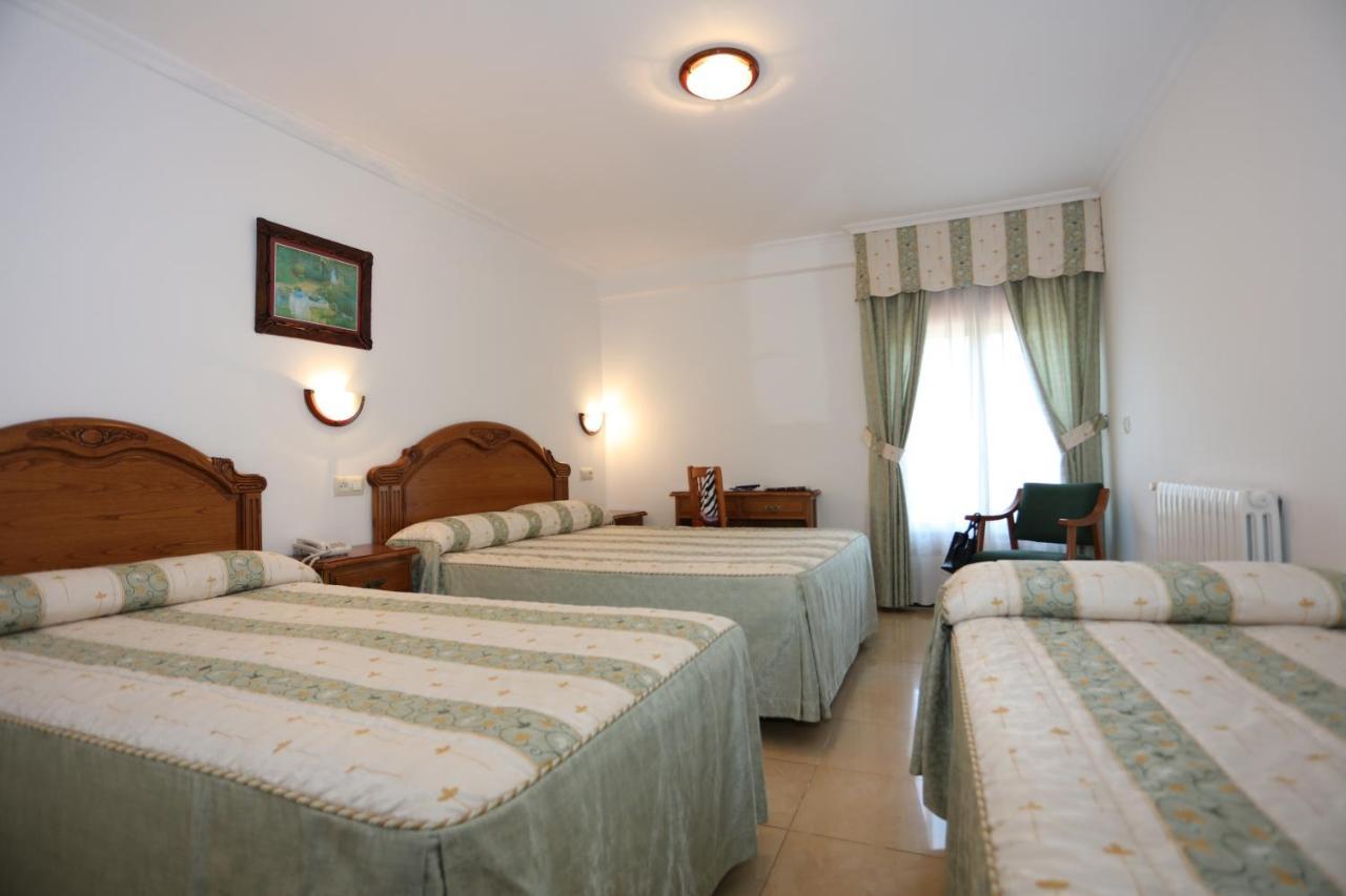 Hotel El Tilo Panes Dış mekan fotoğraf