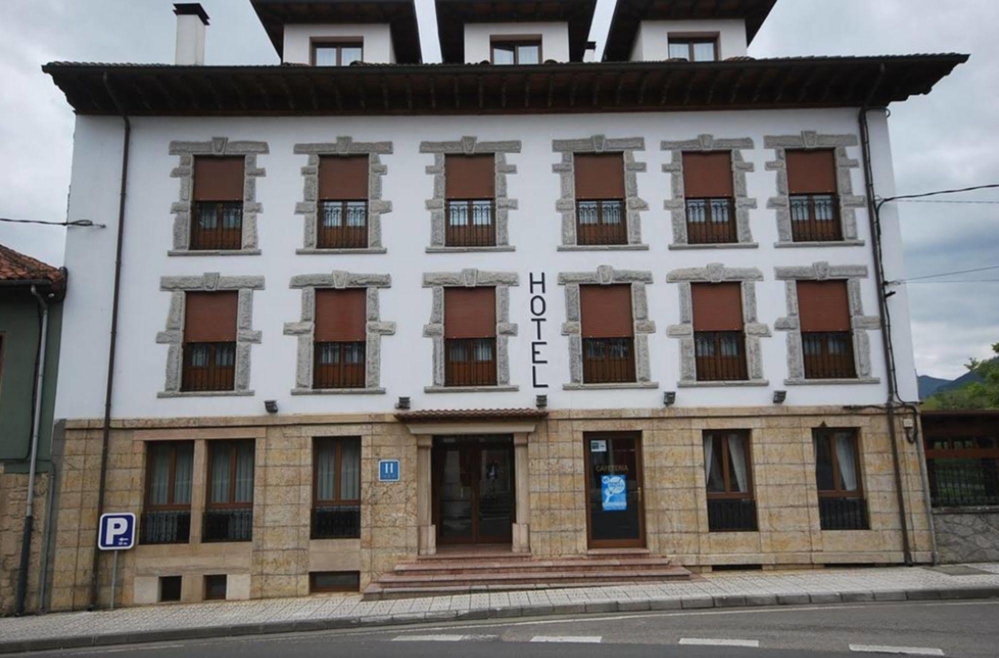 Hotel El Tilo Panes Dış mekan fotoğraf