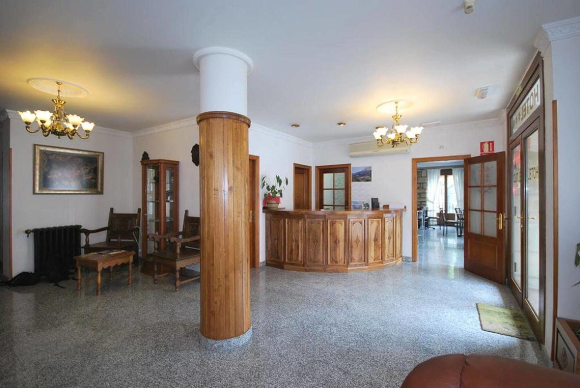Hotel El Tilo Panes Dış mekan fotoğraf
